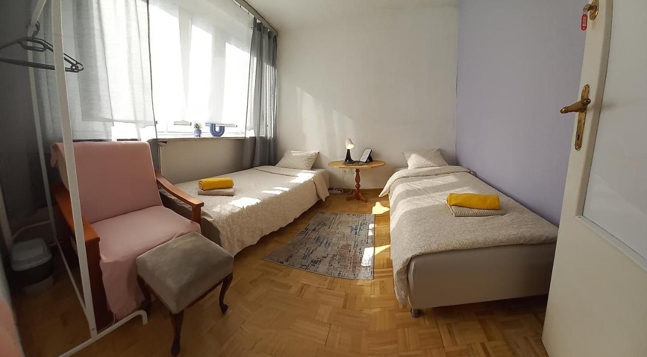 Ivory House Appartement Warschau Buitenkant foto