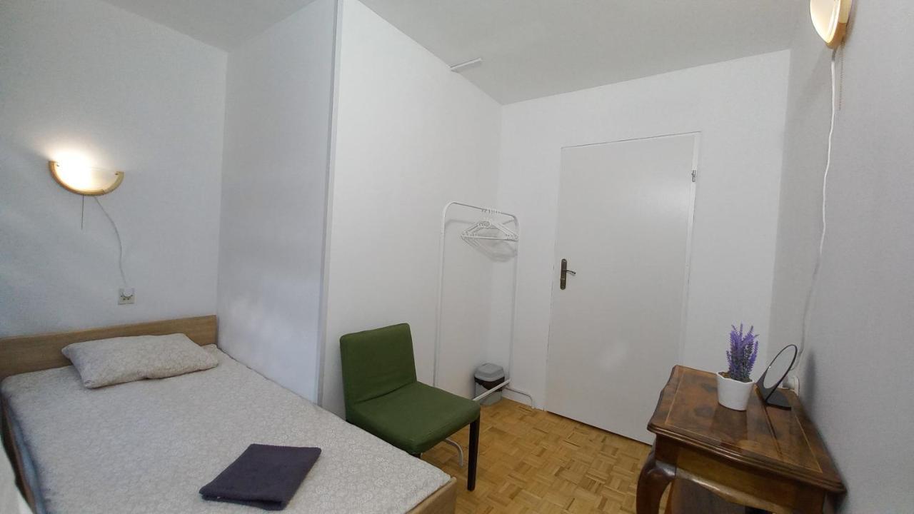 Ivory House Appartement Warschau Buitenkant foto